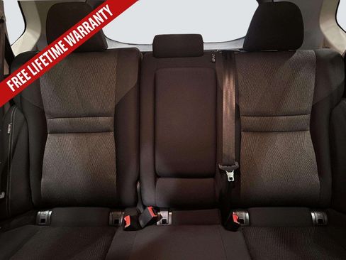 Used 2025 Nissan Rogue SV FWD image 24