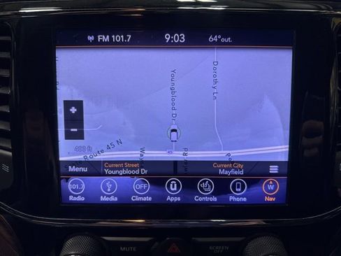 Used 2019 Jeep Grand Cherokee Altitude AWD/4WD image 11