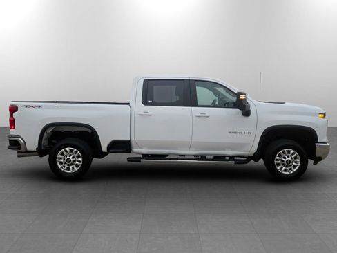 Used 2025 Chevrolet Silverado 2500 LT w/ Safety Package image 5