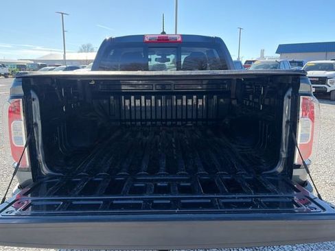 Used 2019 GMC Canyon SLT w/ Trailering Package image 12