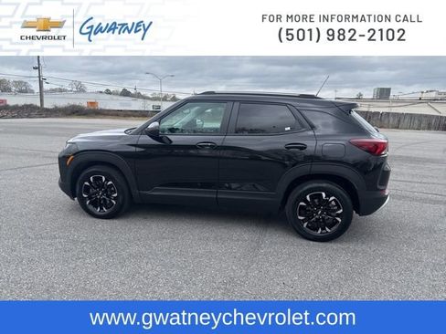 Used 2022 Chevrolet TrailBlazer LT w/ Convenience Package image 8