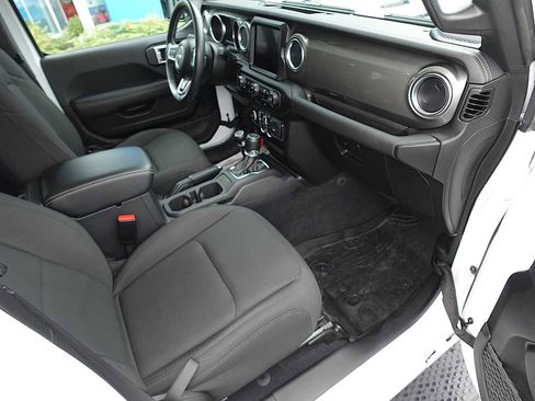 Used 2023 Jeep Wrangler Sahara w/ LED Lighting Group image 32