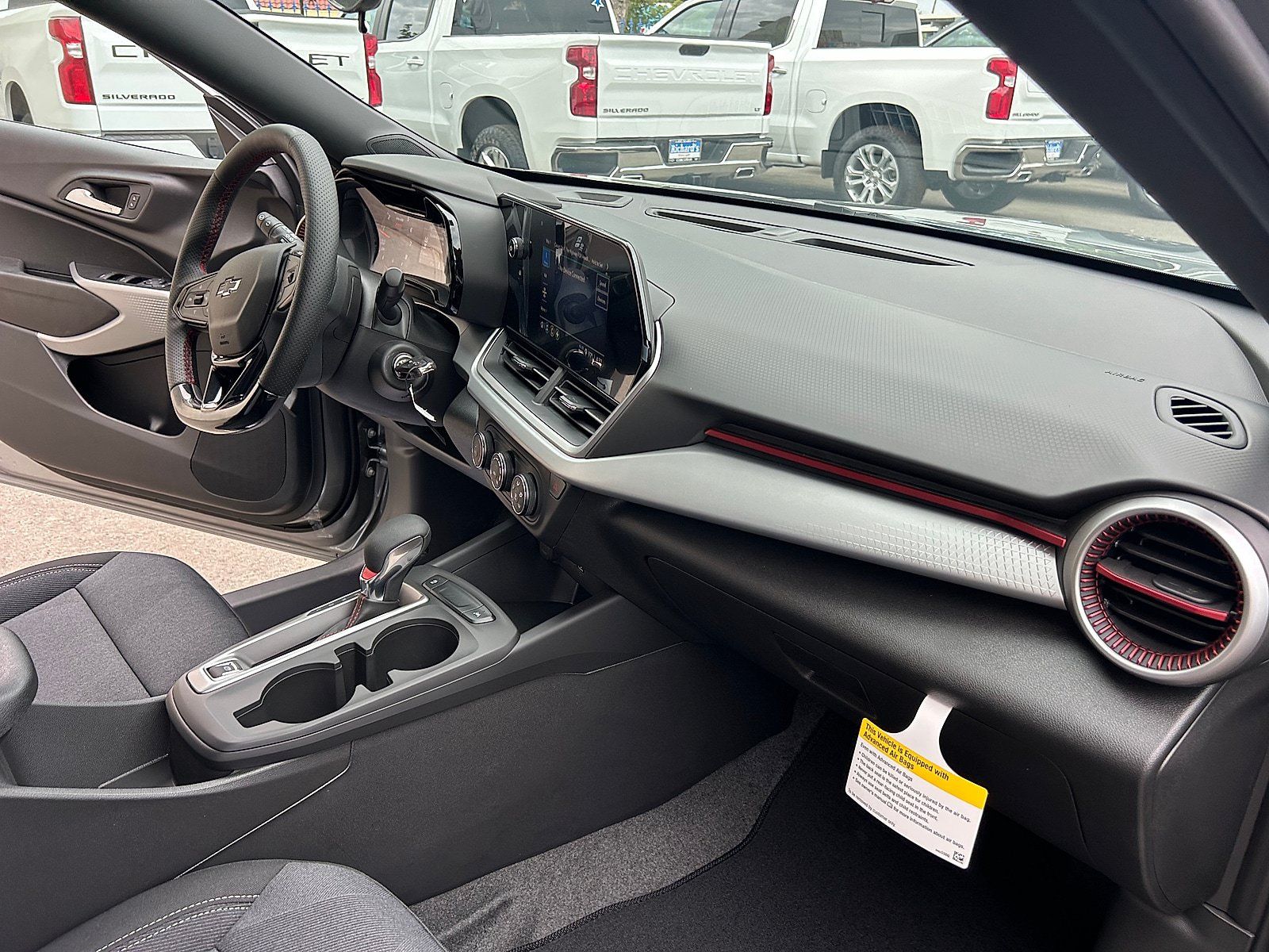 New 2026 Chevrolet Trax RS w/ Sunroof Package FWD image 25