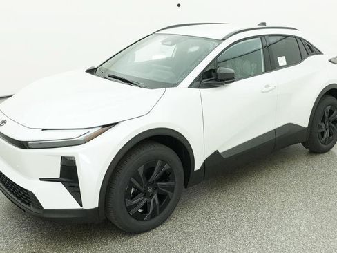 New 2026 Toyota C-HR AWD/4WD image 1