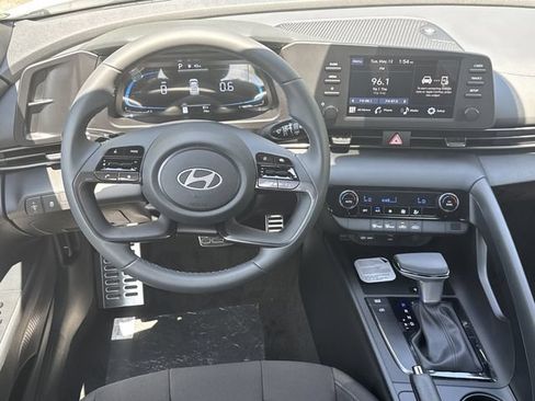 New 2026 Hyundai Elantra Sport FWD image 24