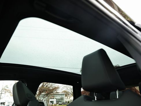 New 2026 BMW X3 xDrive30 w/ Premium Package image 14