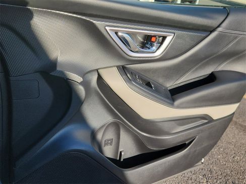 Used 2024 Subaru Forester Limited image 14