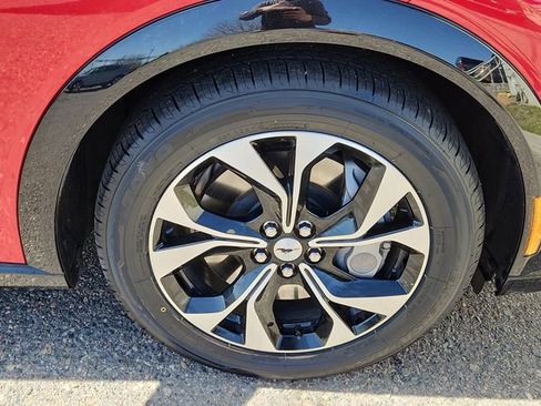 Used 2021 Ford Mustang Mach-E Premium image 18