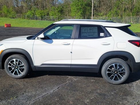 New 2026 Chevrolet TrailBlazer LT FWD image 7