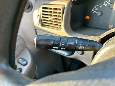 Used 2002 Ford Explorer XLT RWD image 17
