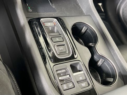 Used 2023 Honda Pilot EX-L image 16