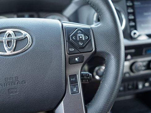 Used 2022 Toyota Tacoma TRD Off-Road w/ Technology Package image 29