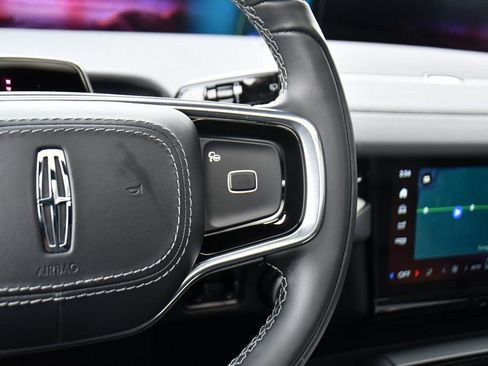 New 2026 Lincoln Navigator Reserve w/ Jet Appearance Package image 42