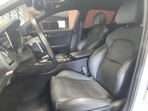 Used 2022 Kia Stinger GT-Line image 14