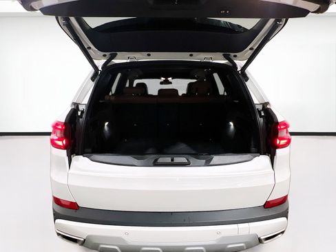 Used 2023 BMW X5 xDrive40i w/ Parking Assistance Package image 20