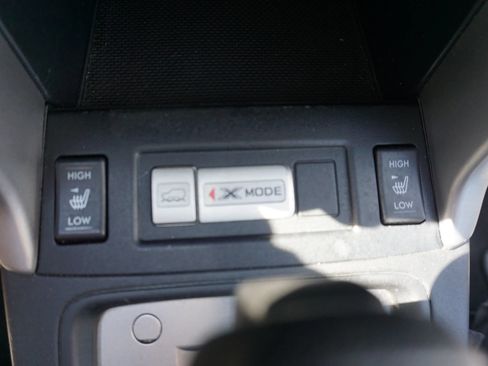 Used 2017 Subaru Forester 2.5i Premium AWD/4WD image 28