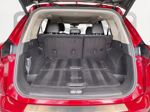 Certified 2024 Nissan Rogue Platinum w/ Platinum Premium Package FWD image 16