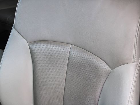 Used 2014 Subaru Outback 3.6R Limited image 24