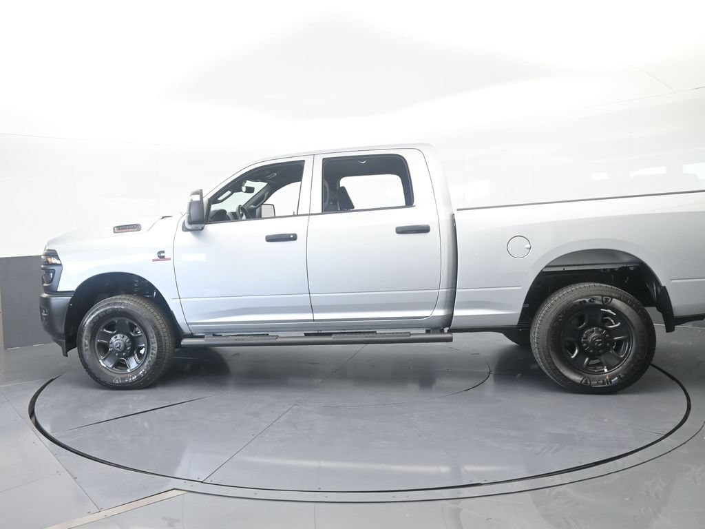 Used 2026 RAM 3500 Tradesman AWD/4WD image 3