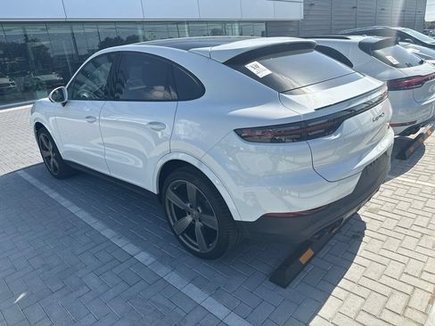 Certified 2023 Porsche Cayenne S AWD/4WD image 13