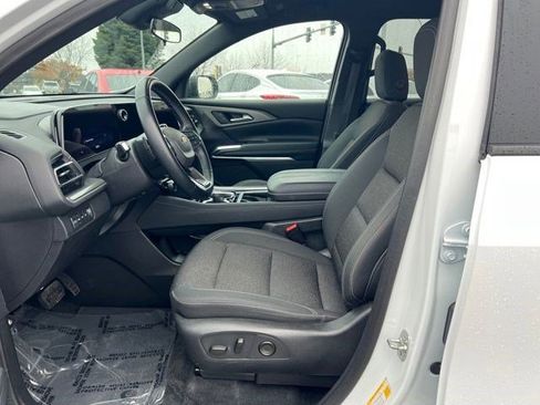 Certified 2024 Chevrolet Traverse LT image 10