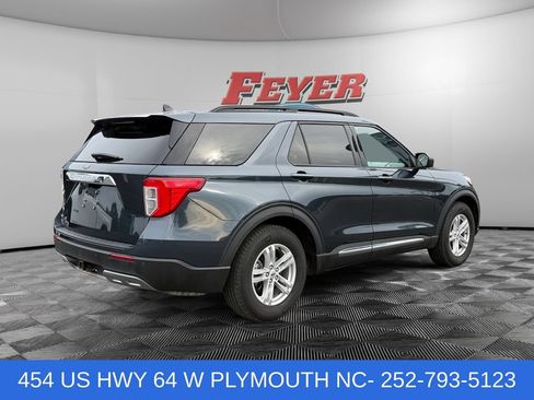 Certified 2022 Ford Explorer XLT w/ Equipment Group 202A RWD image 5