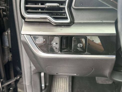 Used 2024 Kia Sportage EX AWD/4WD image 20