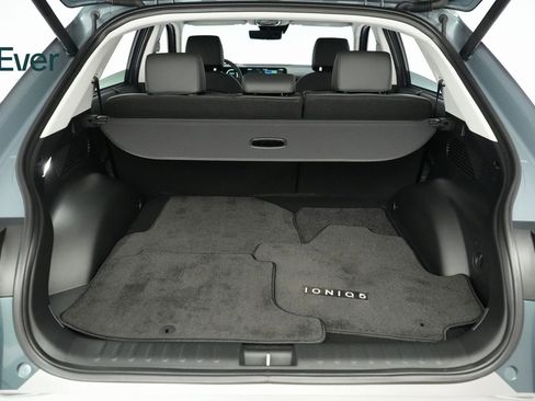 Used 2025 Hyundai Ioniq 5 Limited image 25
