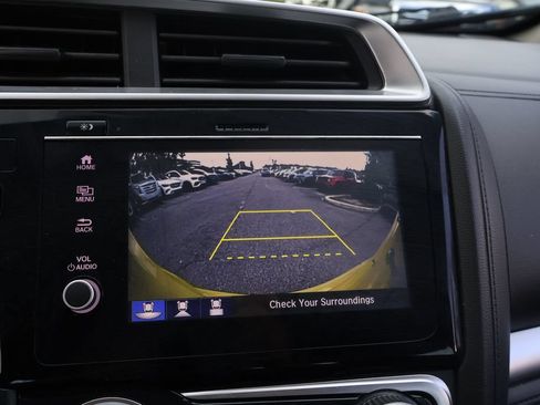 Used 2018 Honda Fit EX image 25