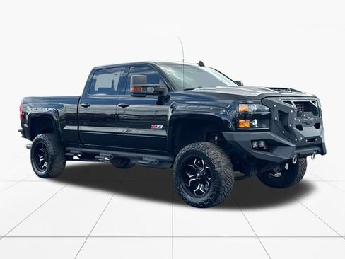 Used 2017 Chevrolet Silverado 2500 LTZ w/ Duramax Plus Package AWD/4WD image 8