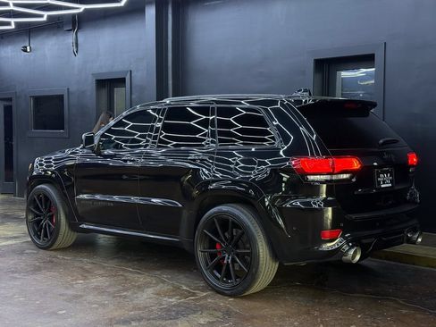 Used 2019 Jeep Grand Cherokee SRT AWD/4WD image 7
