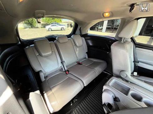 Used 2018 Honda Odyssey EX-L image 18