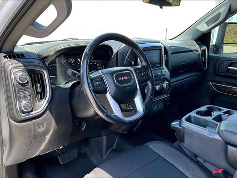 Used 2022 GMC Sierra 2500 SLE w/ SLE Convenience Package AWD/4WD image 16