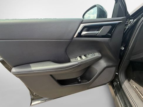 Used 2023 Mitsubishi Outlander SE AWD/4WD image 14