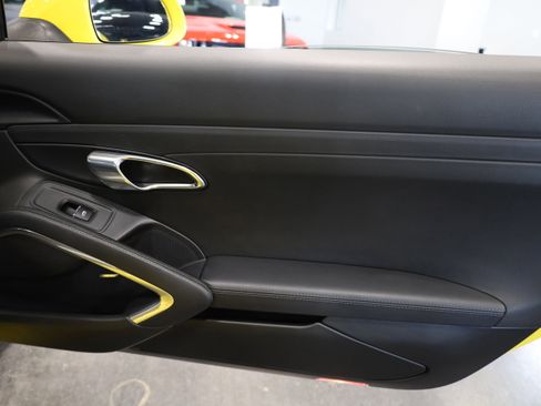 Used 2013 Porsche 911 Carrera 4S AWD/4WD image 34