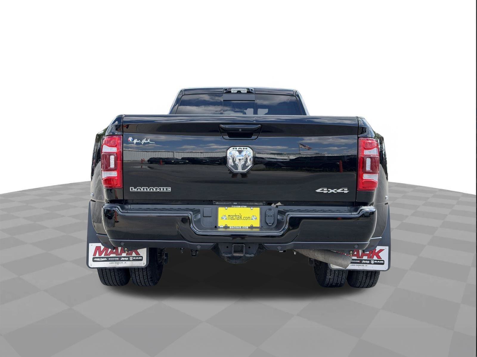 Used 2024 RAM 3500 Laramie w/ Sport Appearance Package AWD/4WD image 4