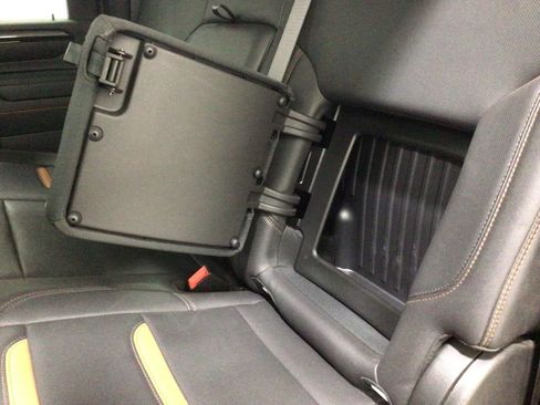 Used 2024 GMC Sierra 2500 AT4 w/ AT4 Premium Plus Package image 20