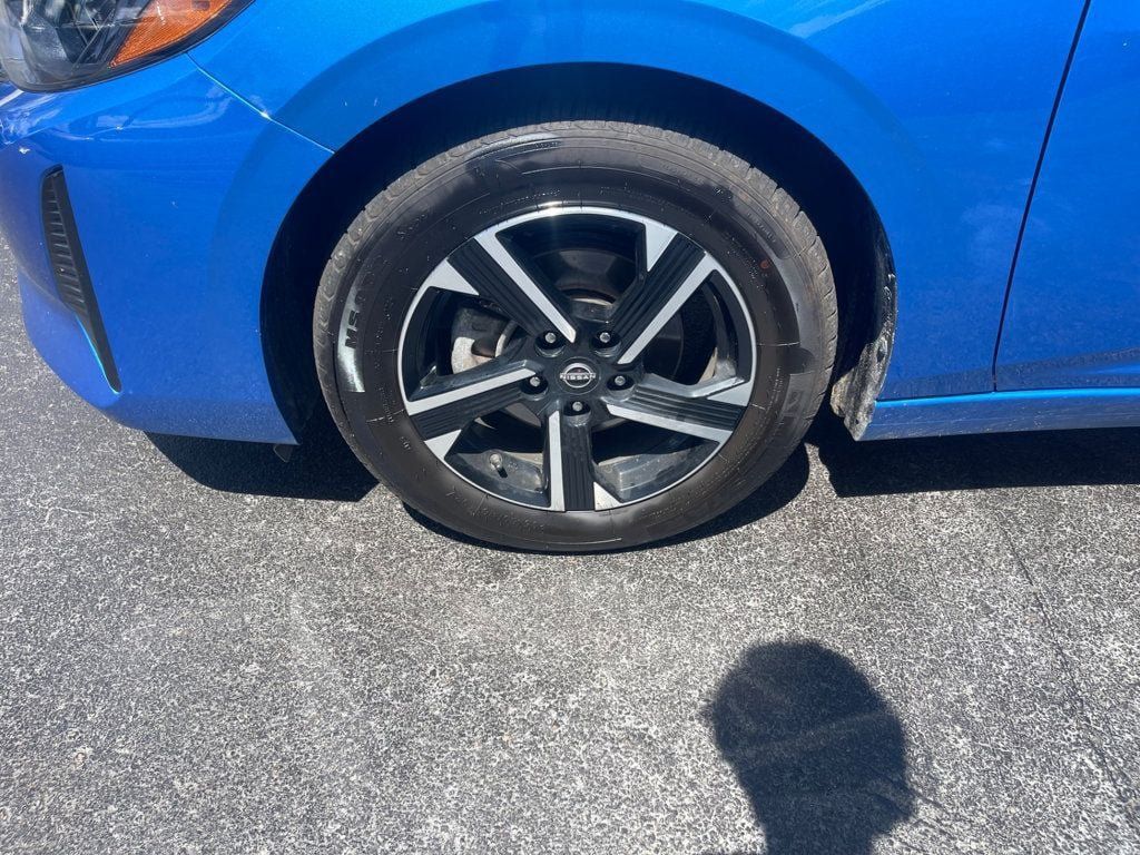 Used 2024 Nissan Sentra SV FWD image 8