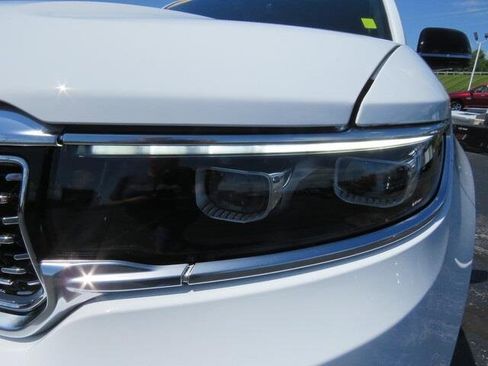 New 2023 Jeep Grand Wagoneer 4WD w/ Convenience Group III image 10