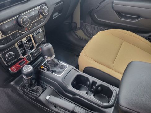 New 2026 Jeep Gladiator Sport image 22