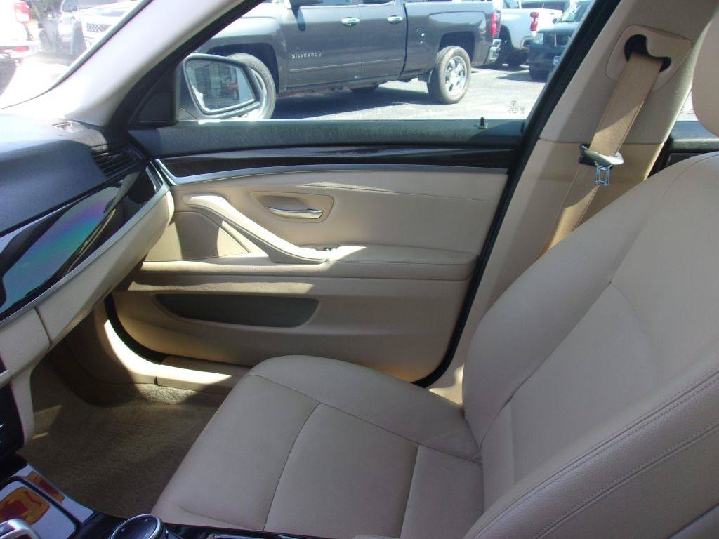 Used 2014 BMW 528i Sedan RWD image 12