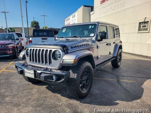 Certified 2019 Jeep Wrangler Unlimited Sahara w/ Quick Order Package 24M Moab AWD/4WD image 10