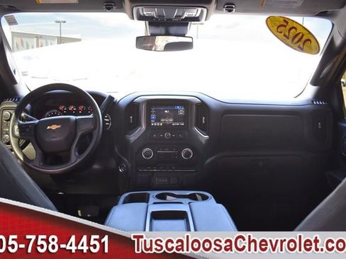 Used 2025 Chevrolet Silverado 1500 Custom image 3
