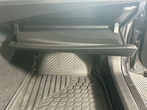 Certified 2026 Toyota Camry SE FWD image 32