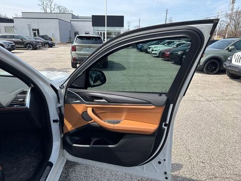 Used 2021 BMW X3 M40i w/ Executive Package image 11
