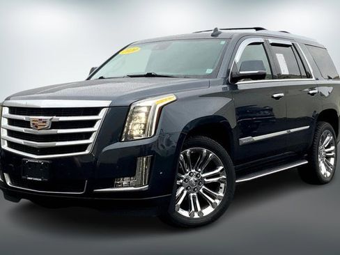 Used 2020 Cadillac Escalade Luxury image 11