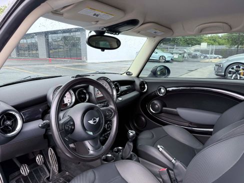 Used 2011 MINI Cooper S FWD image 11