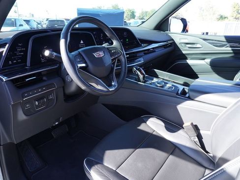 Certified 2023 Cadillac Escalade Sport w/ LPO, ONYX Package image 18