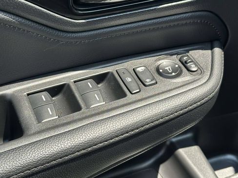 Certified 2023 Honda Odyssey Touring image 17