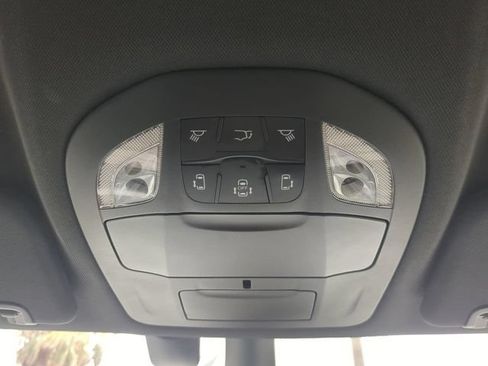 Used 2021 Chrysler Pacifica Touring-L w/ Premium & Safety Sphere Group FWD image 25